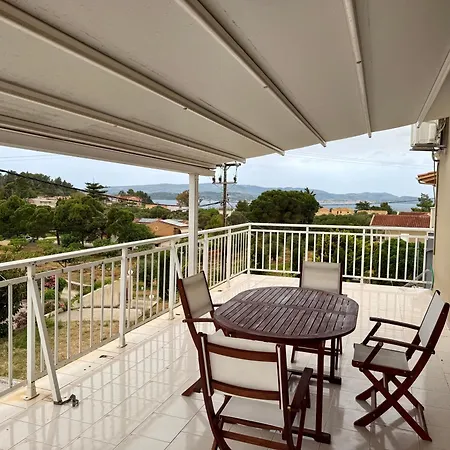 Apartment Makris Gialos Maisonette